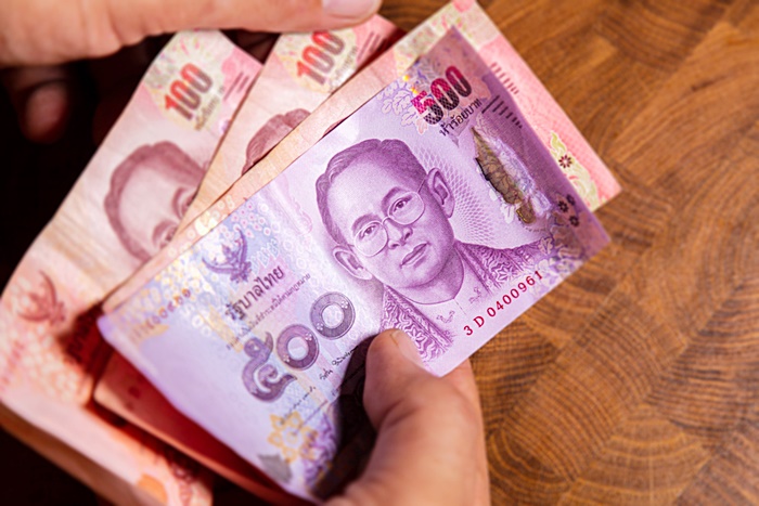 เปิดลงทะเบียนรับเบี้ยยังชีพผู้สูงอายุ ปี 2565 รอบนี้ใครมีสิทธิ์ลงทะเบียนรับเงินบ้าง ใช้เอกสารอะไร ได้รายเดือนกี่บาท